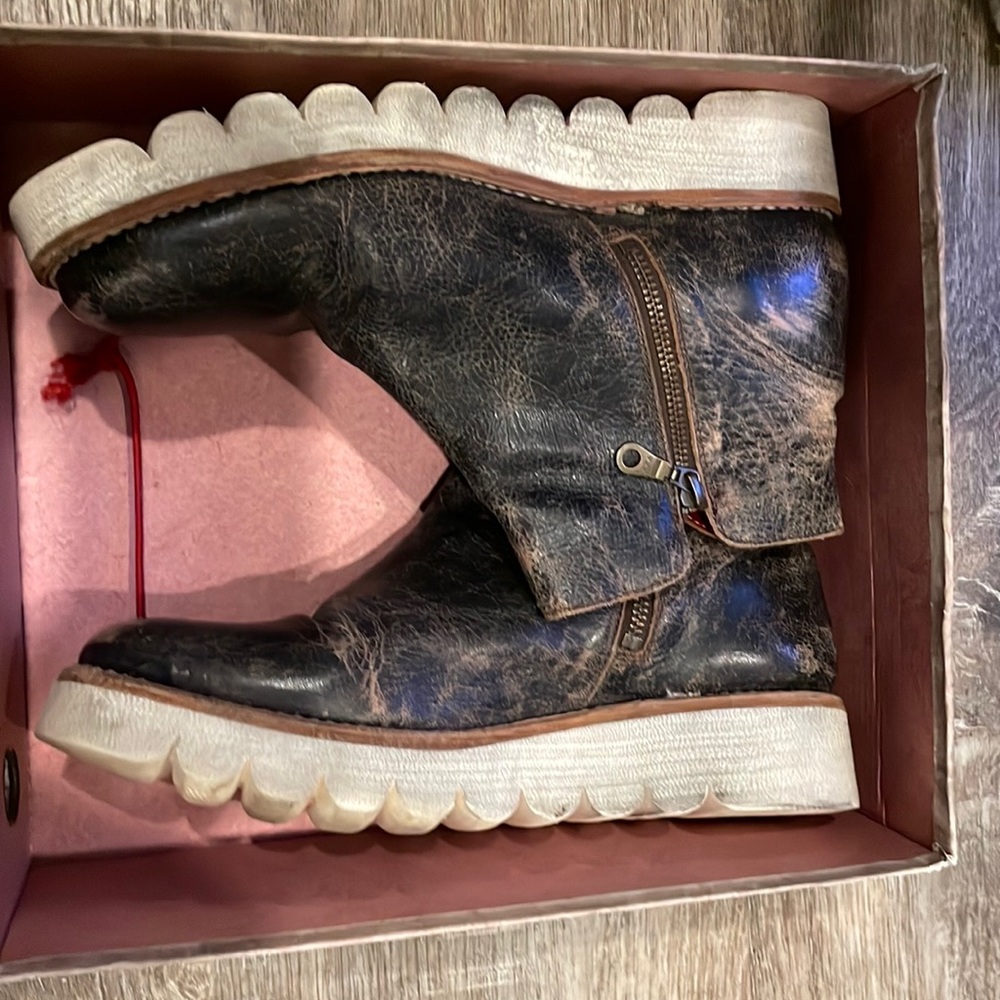 Bed Stu Brown/Black Lux Ankle booties Lydyi Distressed cobbler series with box